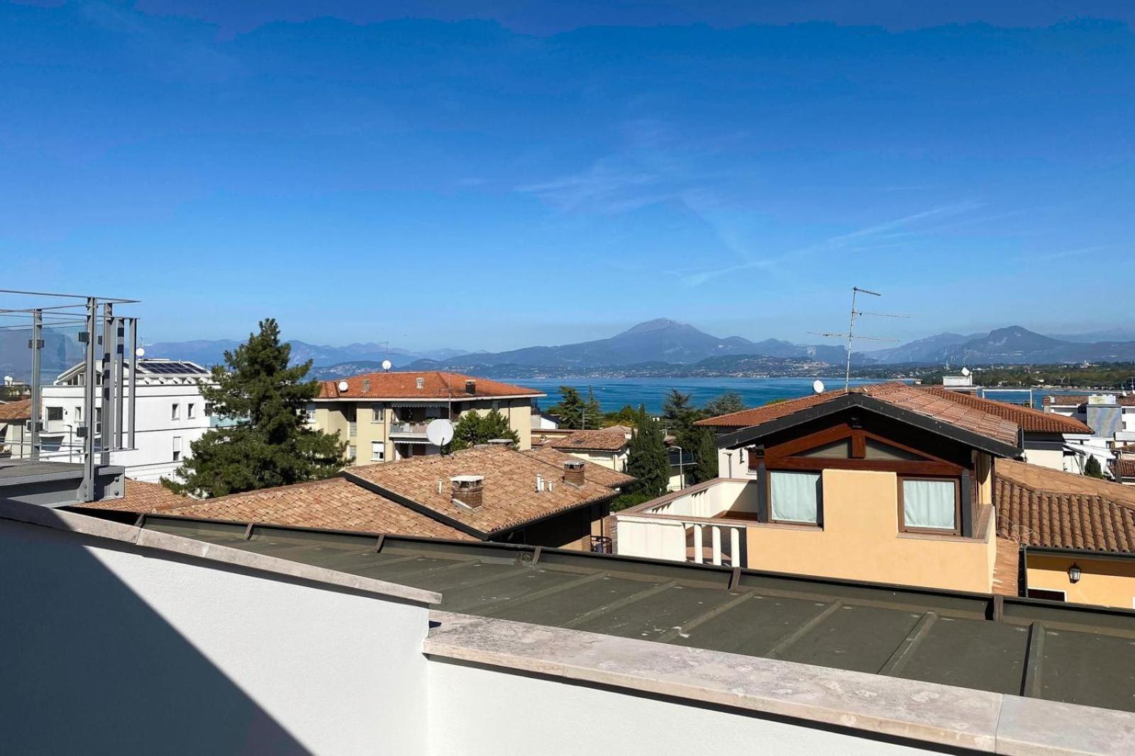 Lakeview Verdi Apartment Peschiera del Garda Buitenkant foto